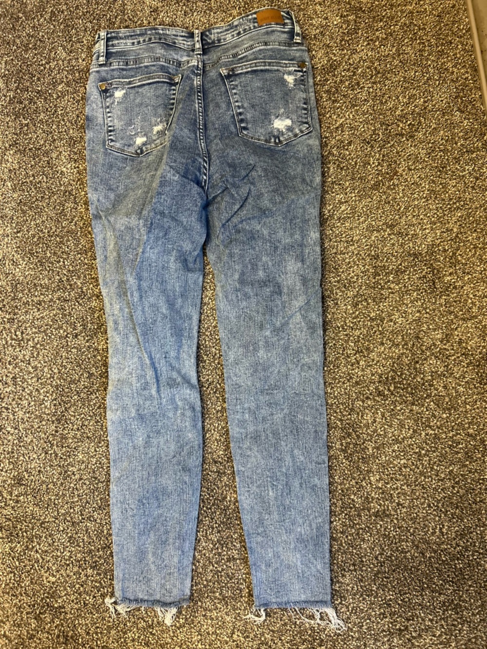 Judy Blue woman’s Light Blue Distressed High-Rise Jeggings NEW Size 27 92 cotton - Picture 8 of 10